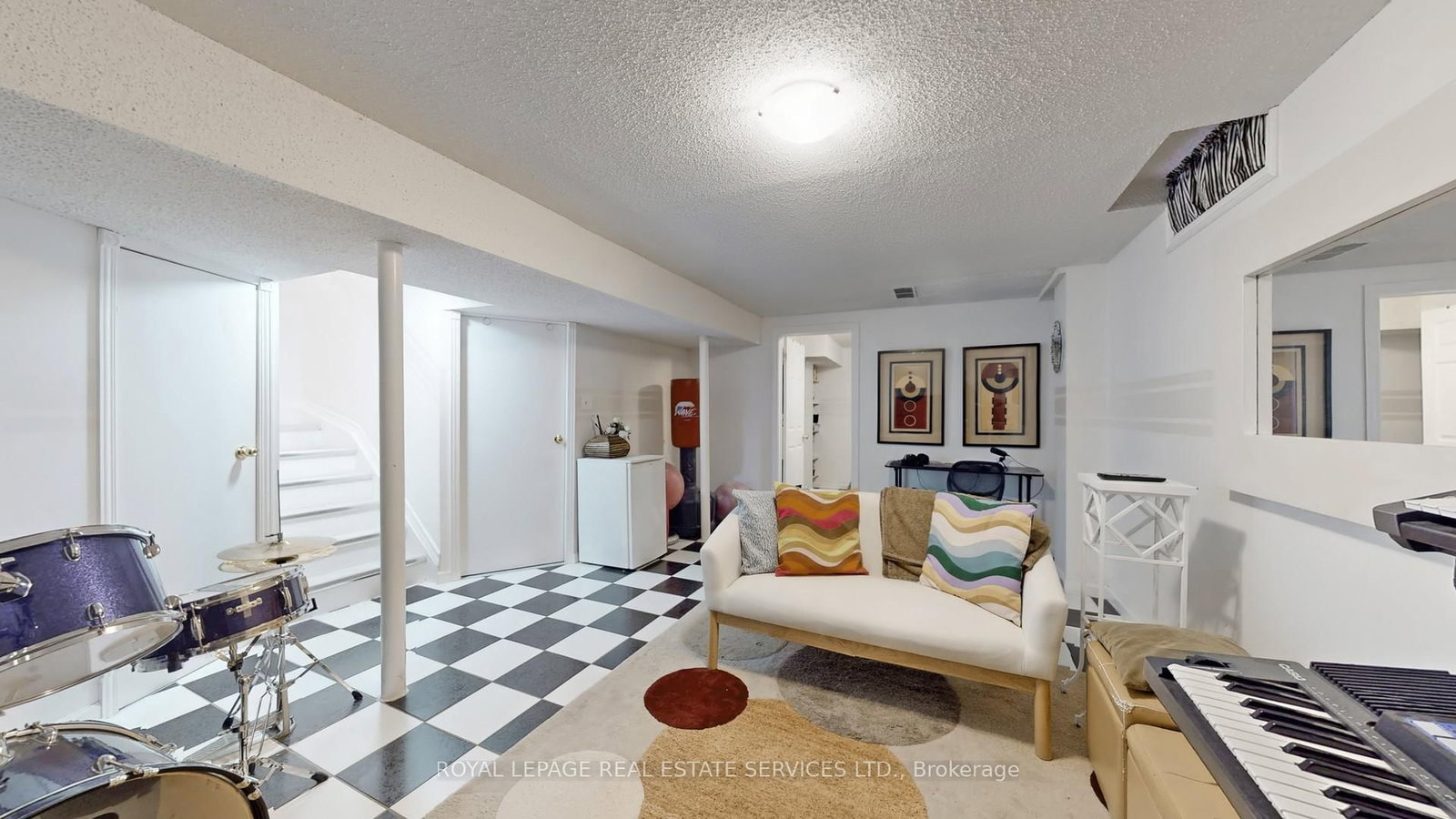 Detached House for sale at 47 Hood Crescent, Brampton, Ontario, L6Y 4S7 - Fletcher's West - MLS: W12966780