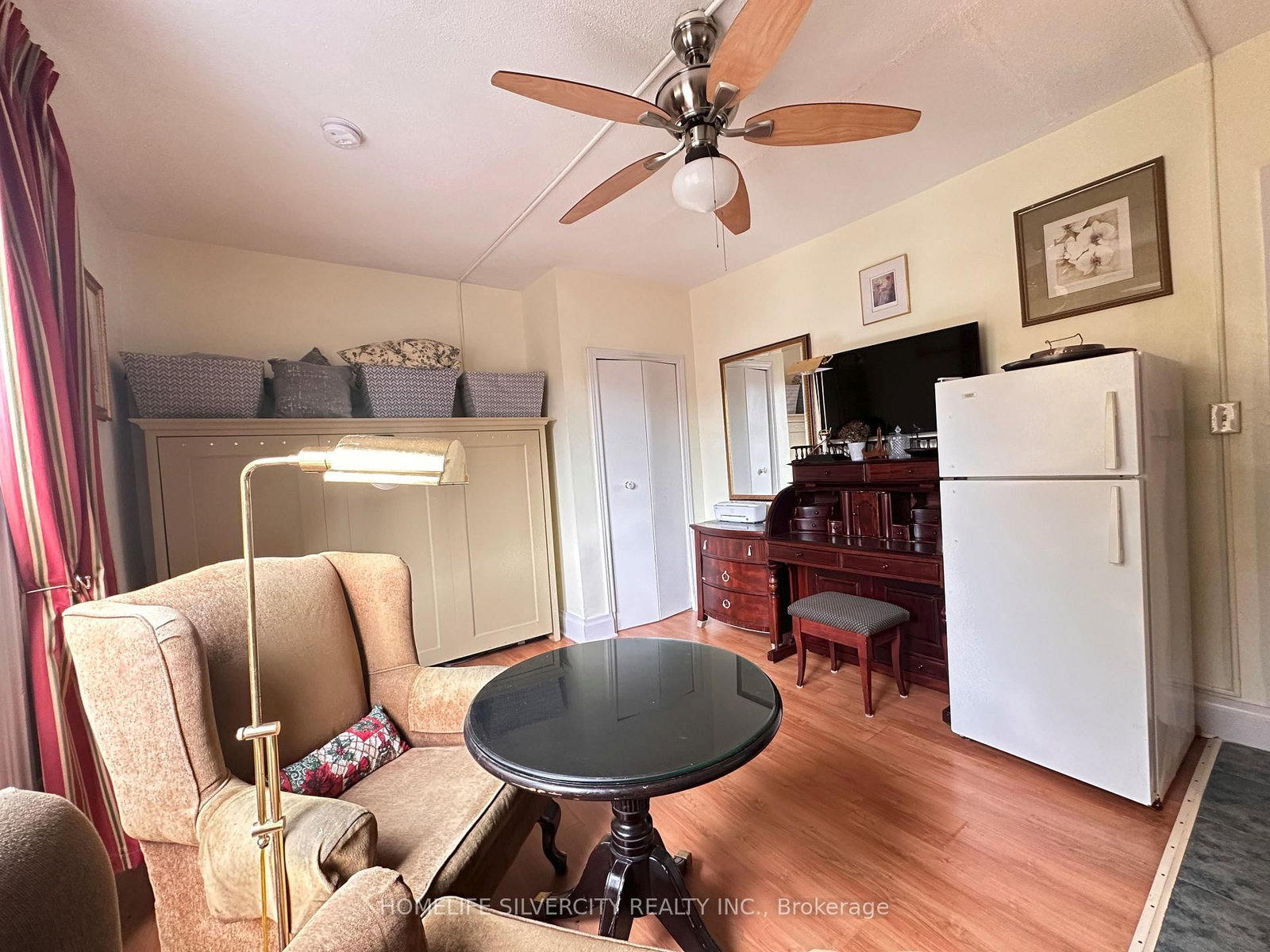 50 Nelson Street W, Unit 4 - Photo 19