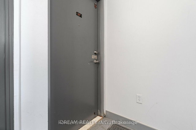 517 - 4673 Jane Street