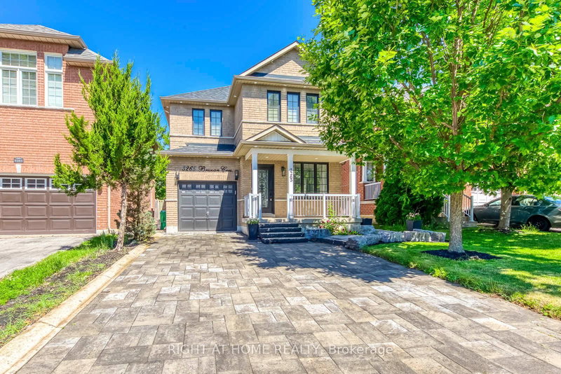 3265 Bruzan Cres, Mississauga, L5N 8E7 | Image 2