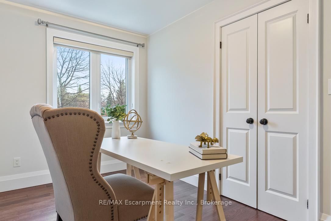 Detached House for sale at 1071 Melvin Avenue, Oakville, Ontario, L6J 2V8 - Morrison - MLS: W12967236