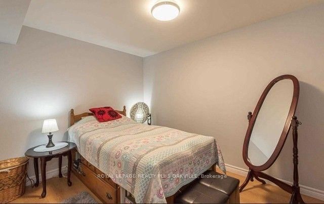 Lower - 3576 Ash Row, Mississauga, L5L 1K4 | Image 2