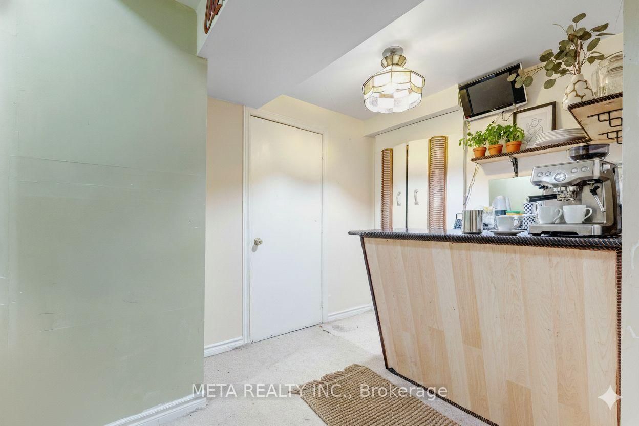 Detached House for sale at 30 Krakow Street, Brampton, Ontario, L6Y 0K7 - Bram West - MLS: W12967482