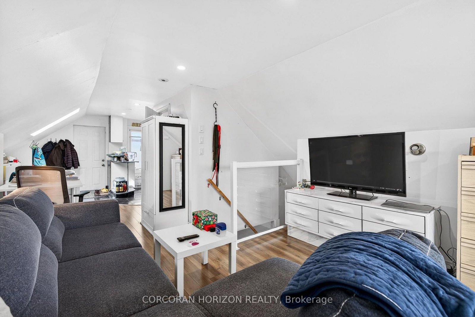 256 Keele Street - Photo 19