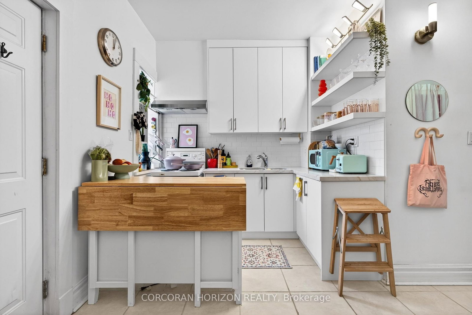 256 Keele Street - Photo 7