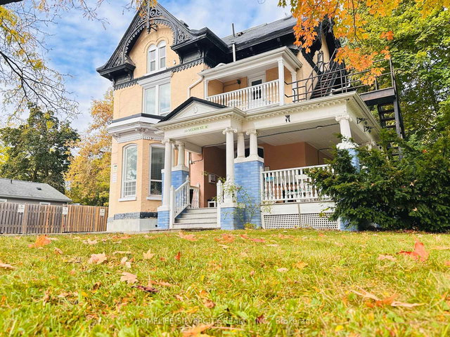 5 - 50 Nelson Street W