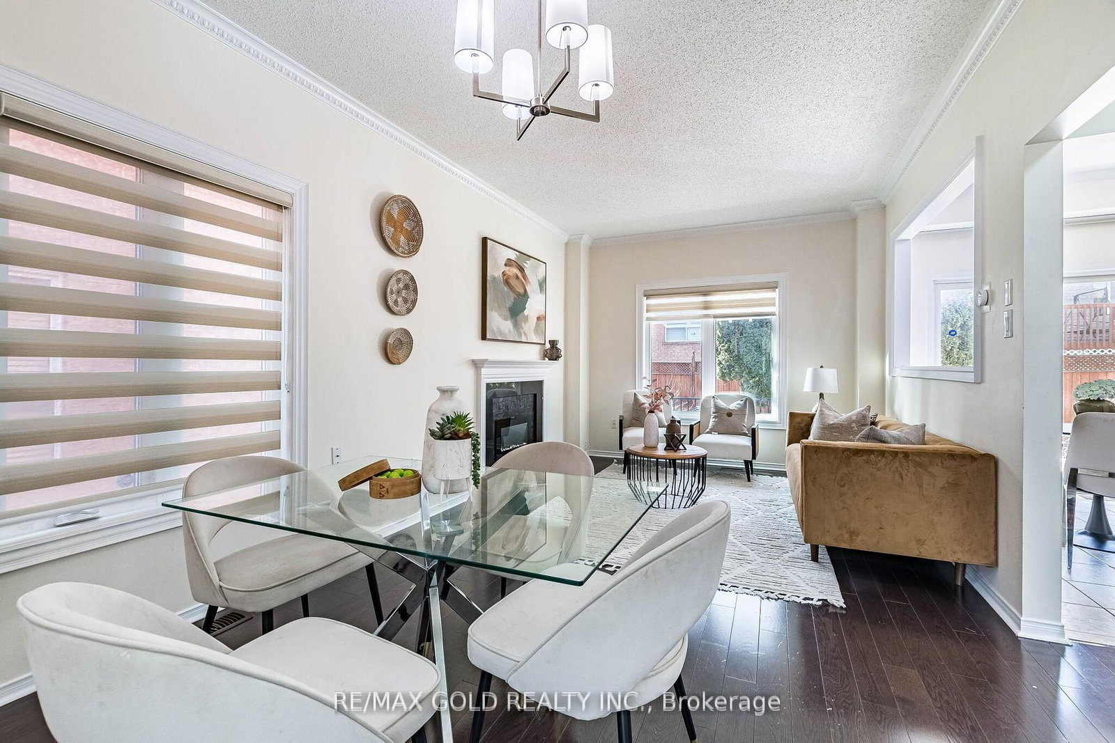 Detached House for sale at 26 Waterdale Road, Brampton, Ontario, L7A 1S3 - Fletcher's Meadow - MLS: W12967594