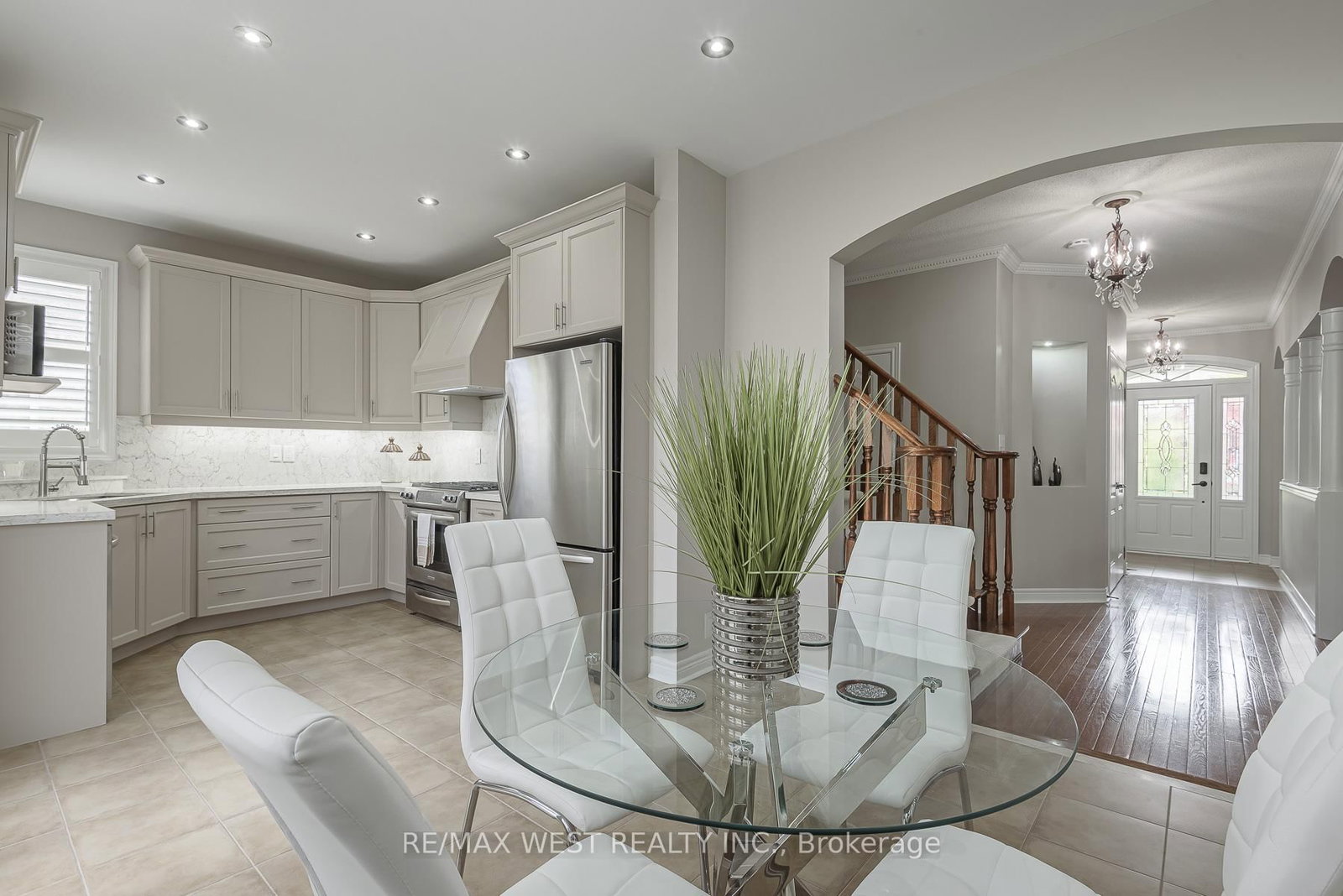 Detached House for sale at 17 Hawkridge Trail, Brampton, Ontario, L6P 2T5 - Brampton East - MLS: W12967644