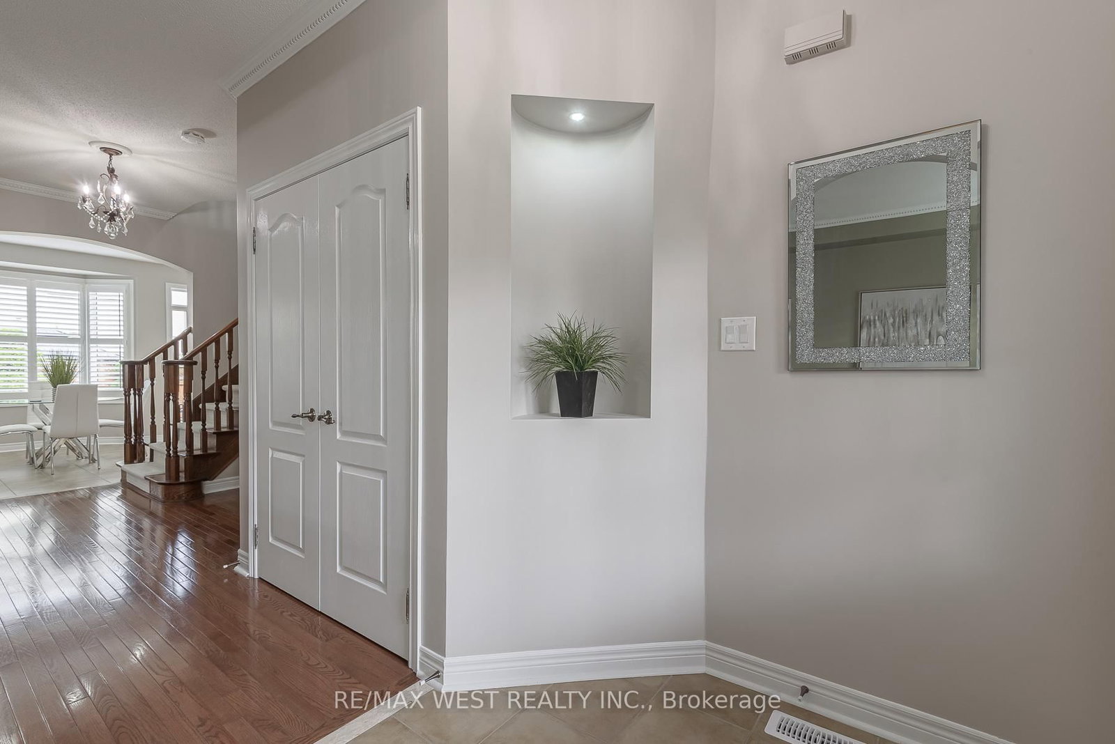 Detached House for sale at 17 Hawkridge Trail, Brampton, Ontario, L6P 2T5 - Brampton East - MLS: W12967644