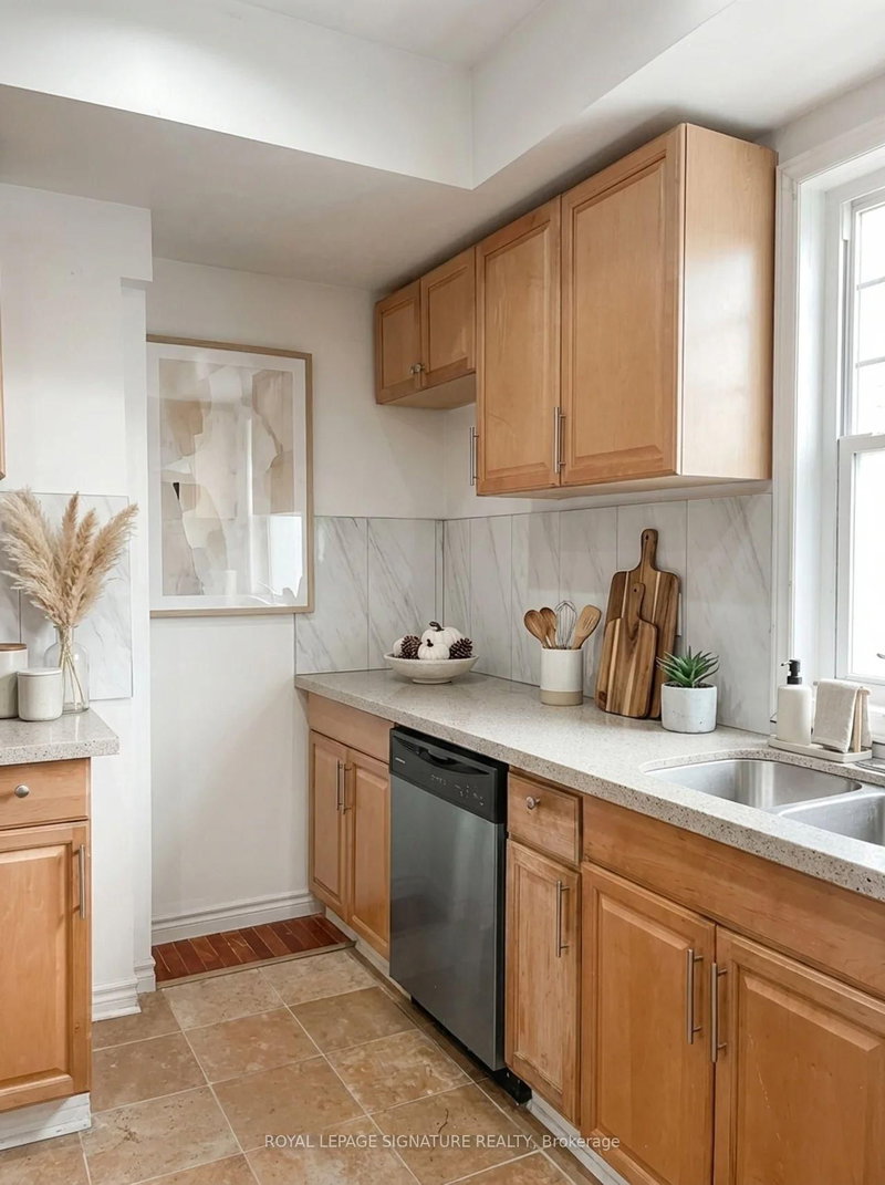 Main-6 Trueman St, Brampton — 6