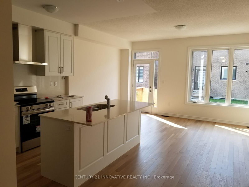 469 Celandine Terr, Milton, L9E 1T8 | Image 2