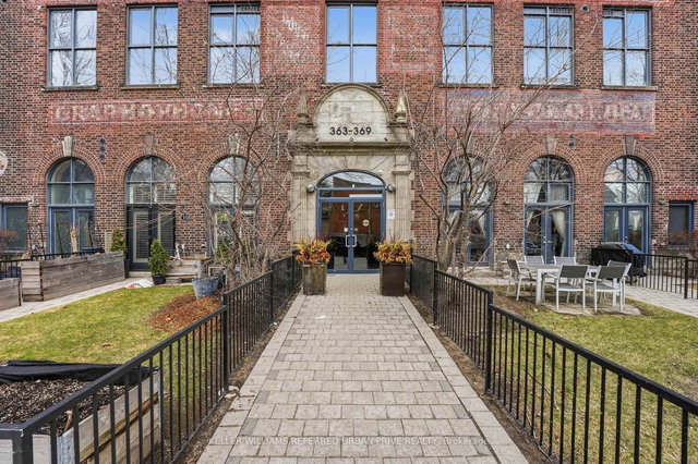 PH7 - 363 Sorauren Avenue