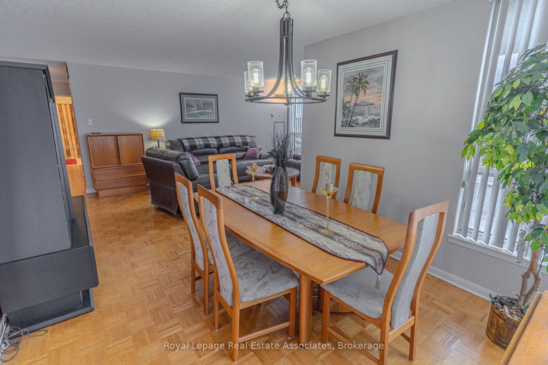 1112 - 12 Laurelcrest St, Brampton, L6S 5Y4 | Image 3