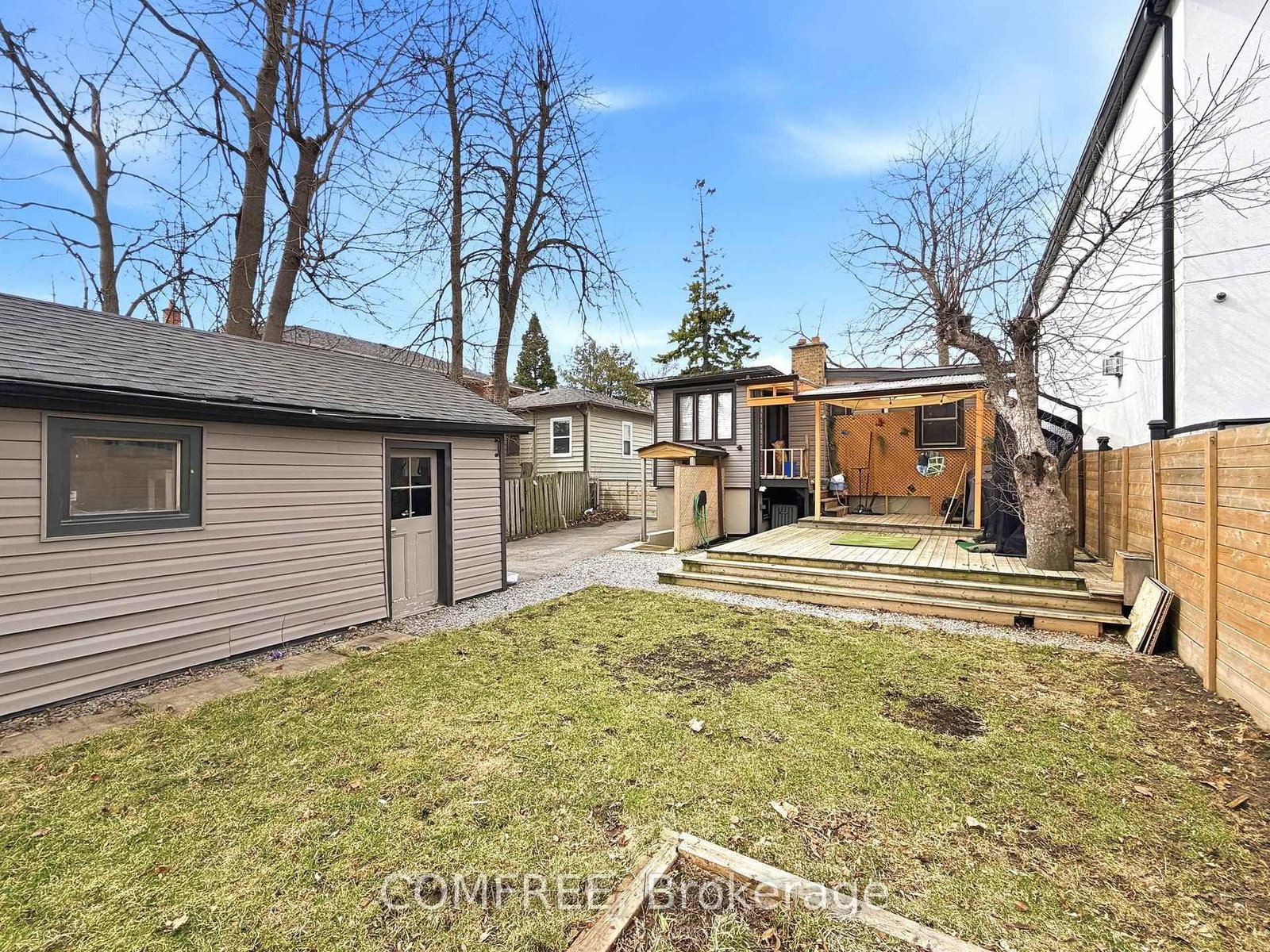 Detached House for sale at 89 Seventeenth Street, Toronto, Ontario, M8V 3K5 - New Toronto - MLS: W12967868