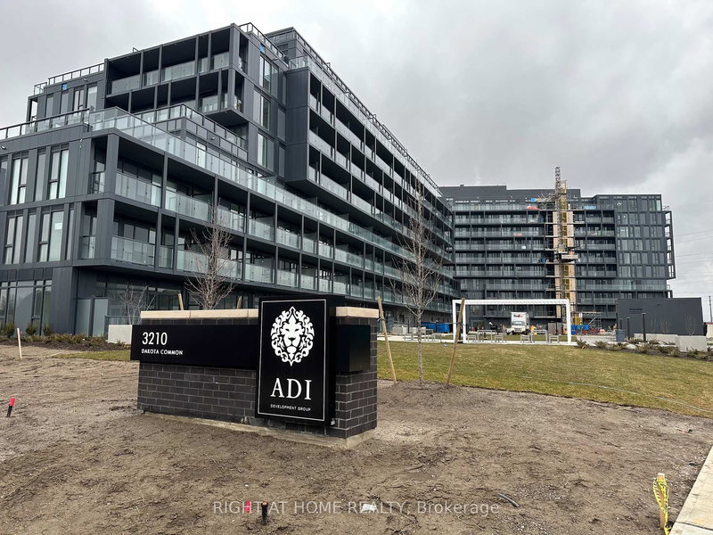 home for lease on B613-3200 Dakota Common null