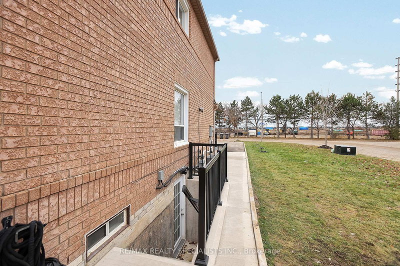 6487 SAPLING Tr, Mississauga — 5