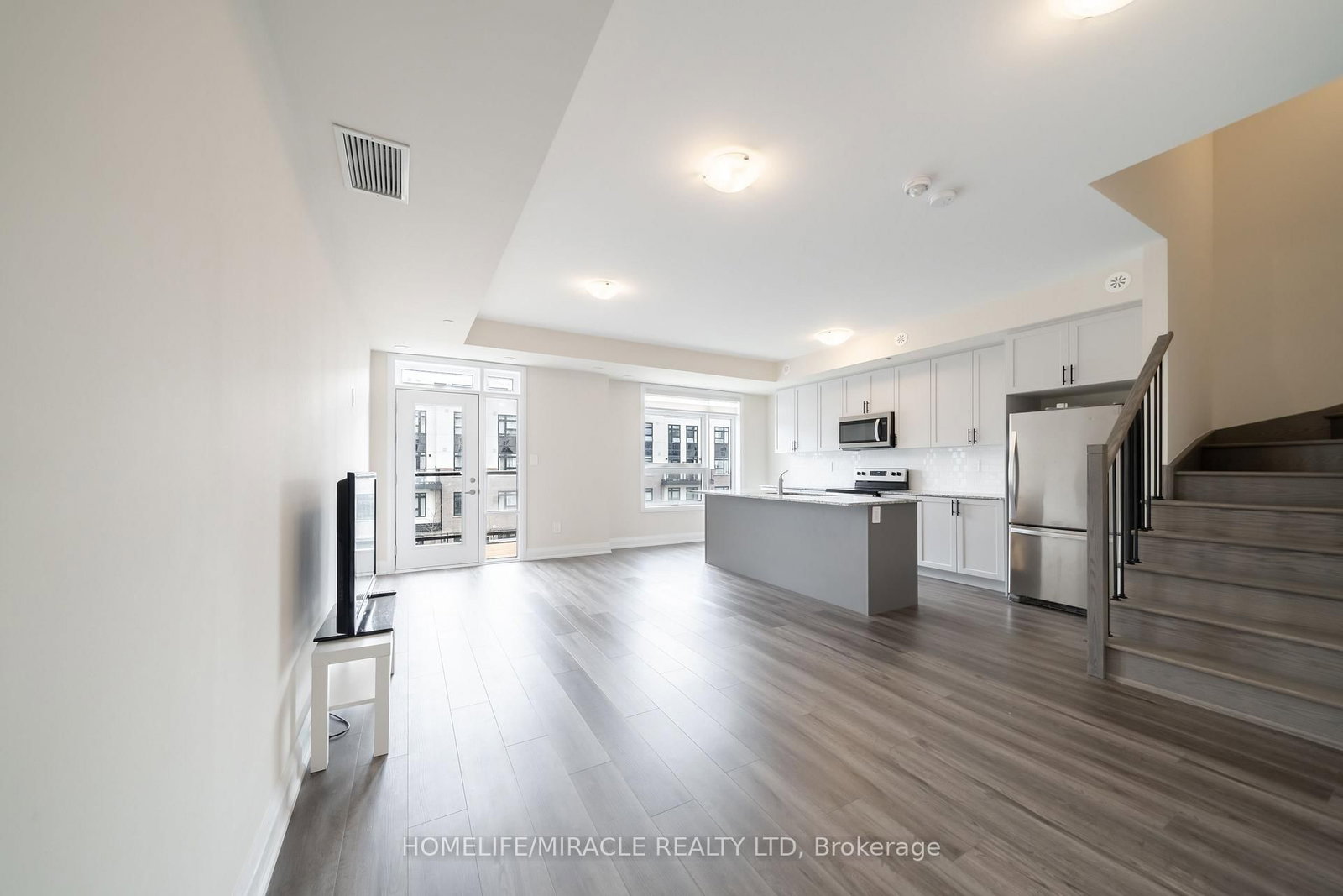 1593 Rose Way, Unit #104 - Photo 2