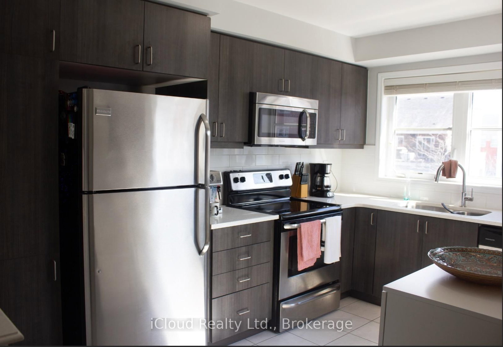 118 Baycliffe Crescent - Photo 21