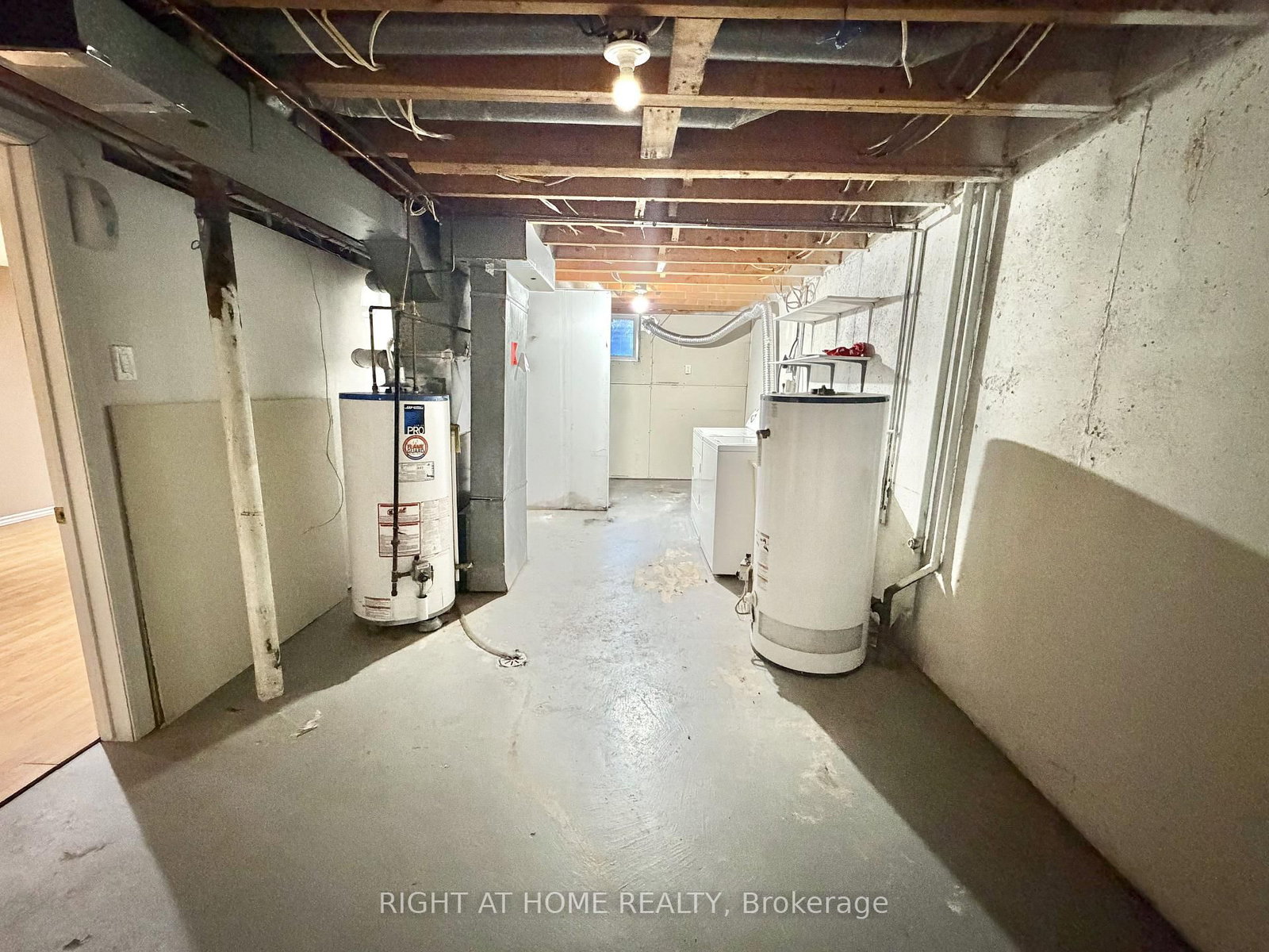 Townhouse for sale at 270 Town House Crescent, Brampton, Ontario, L6W 3C7 - Brampton East - MLS: W12968392