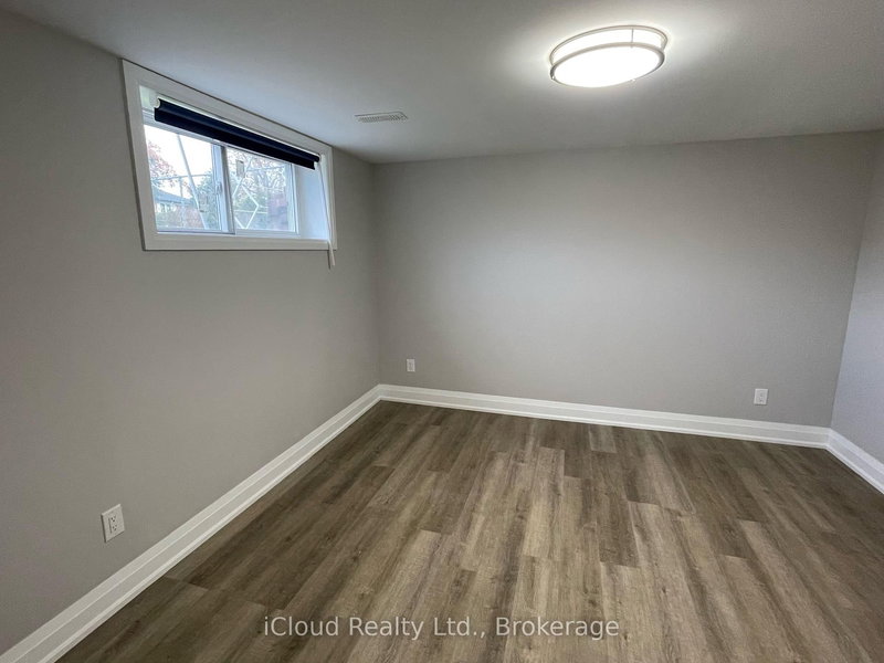 Basement Apartment - 22 Decarie Circ, Toronto, M9B 3H8 | Image 3
