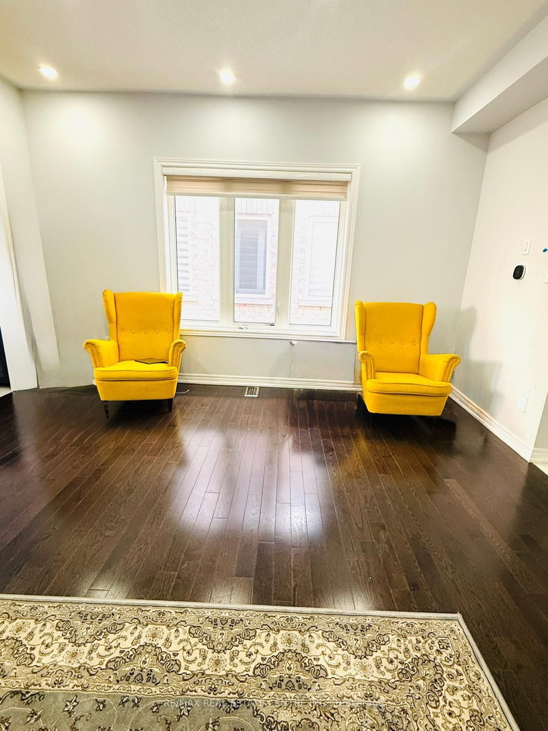 47 Crumlin Cres, Brampton, L6X 0Y3 | Image 3