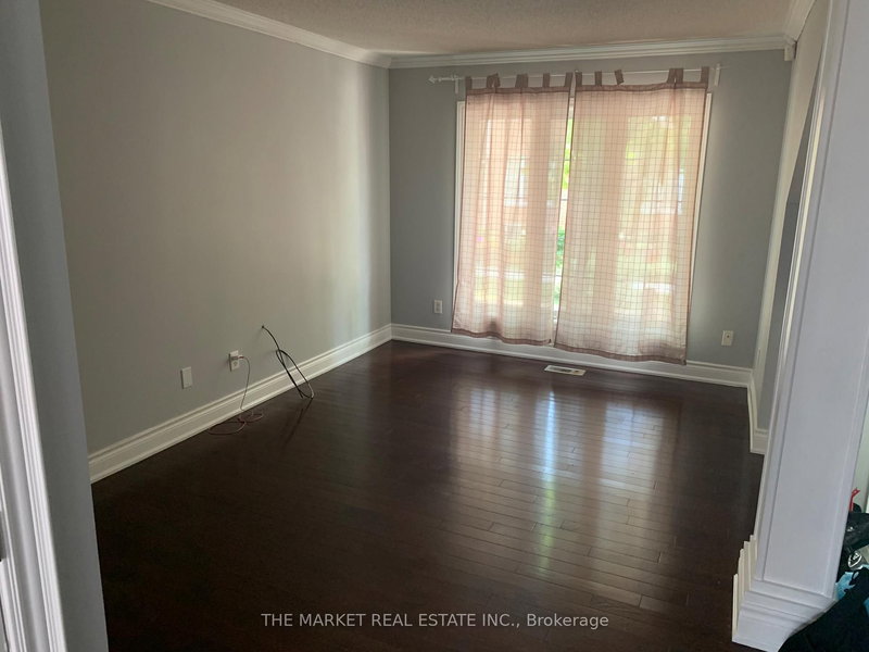 54 Tarragona Blvd, Toronto, M6N 5C4 | Image 2