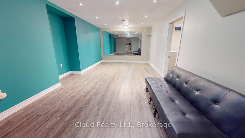 2 - 55 Royal Palm Dr, Brampton, L6Z 1P1 | Image 3