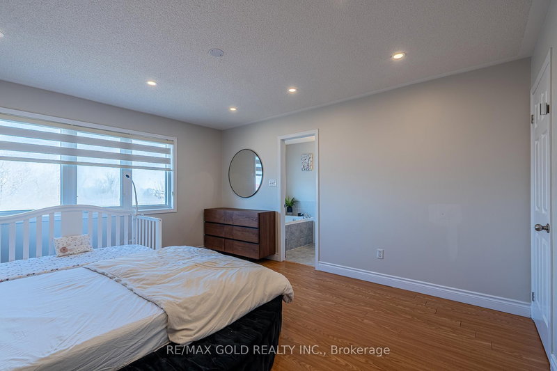 113 Rockgarden Tr, Brampton — 17