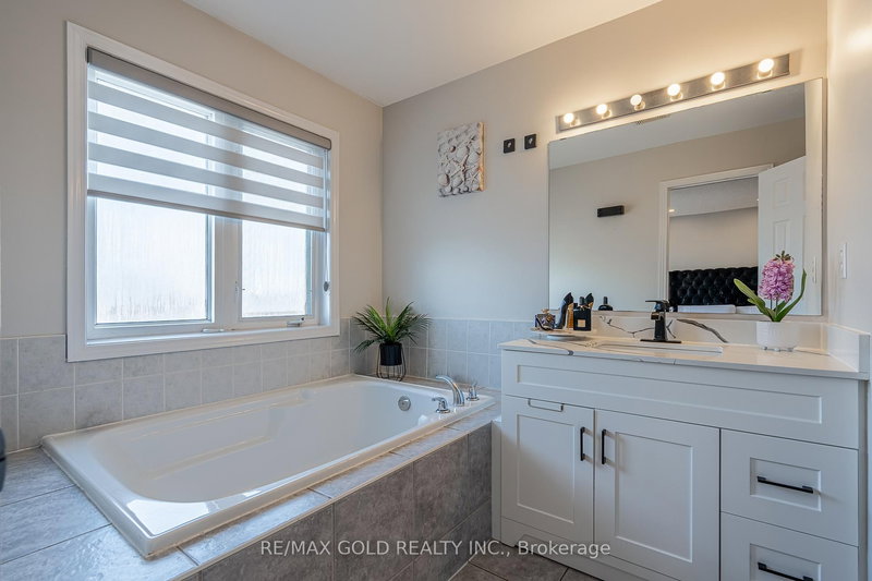 113 Rockgarden Tr, Brampton — 19