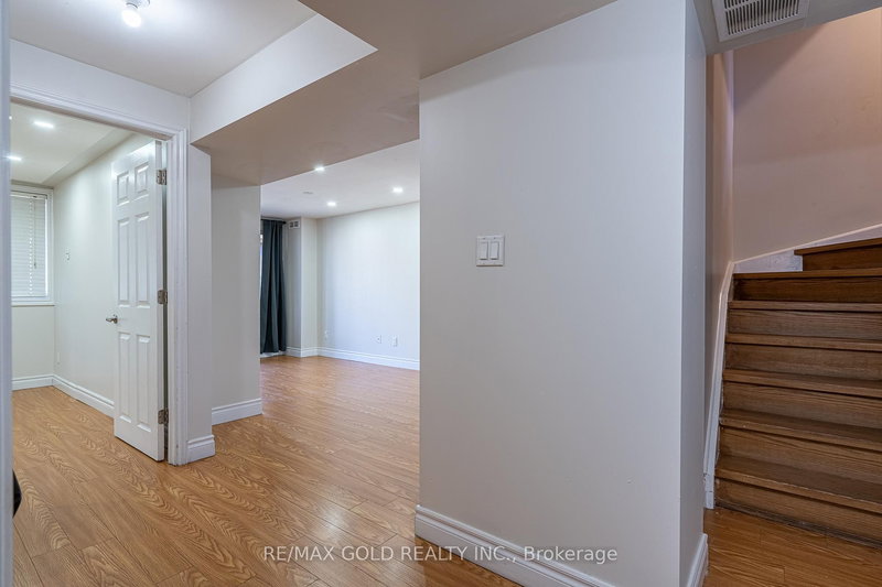 113 Rockgarden Tr, Brampton — 25