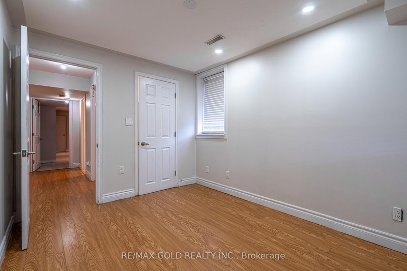 113 Rockgarden Tr, Brampton — 28