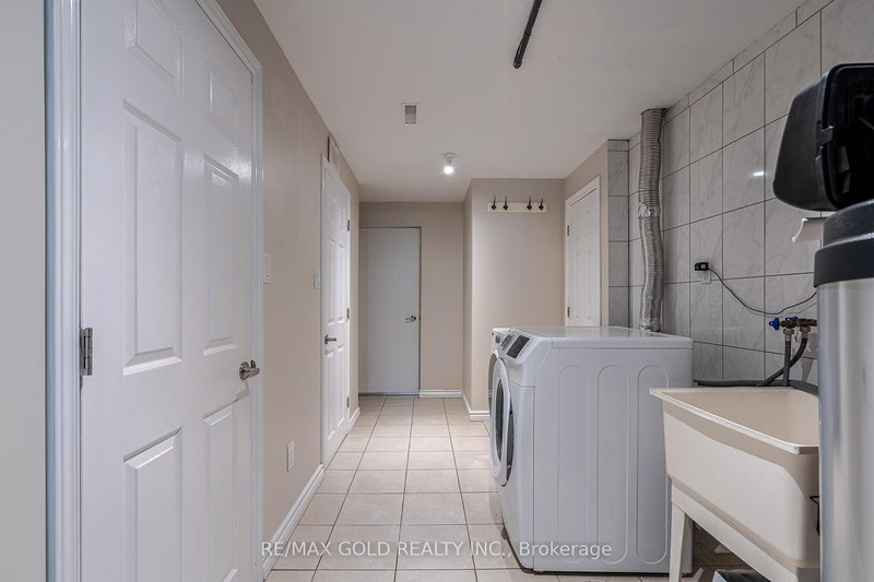 113 Rockgarden Tr, Brampton — 34