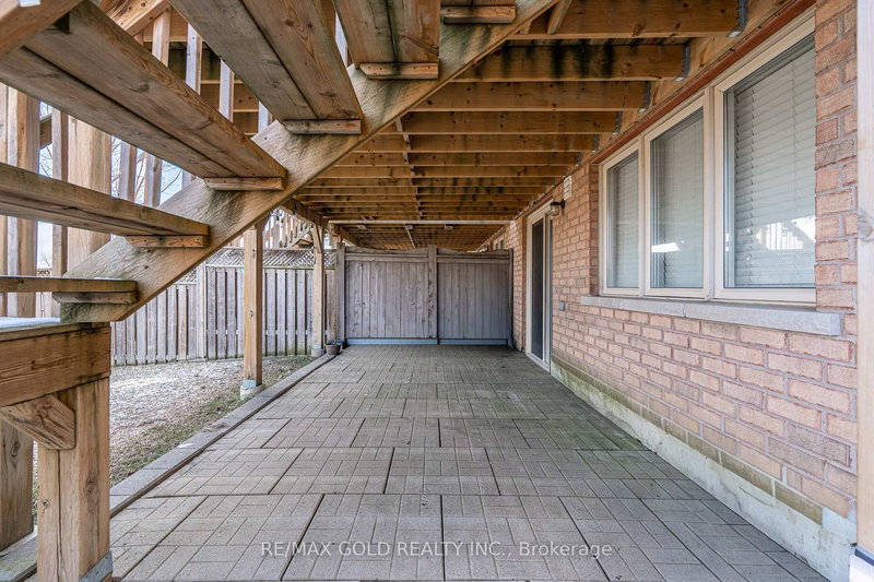 113 Rockgarden Tr, Brampton — 37