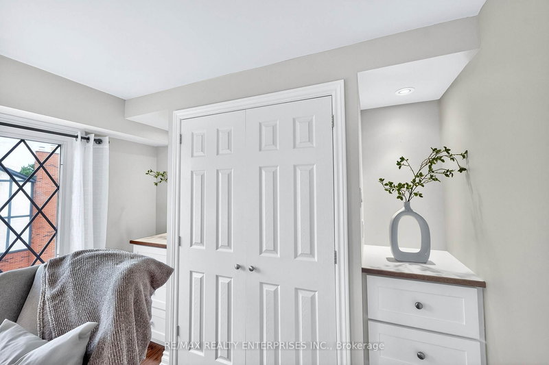 10-3360 Council Ring Rd, Mississauga — 28