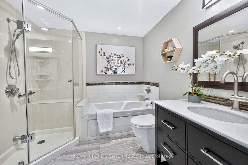 10-3360 Council Ring Rd, Mississauga — 33