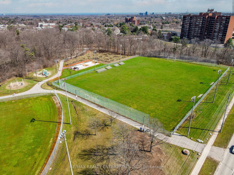 10-3360 Council Ring Rd, Mississauga — 46