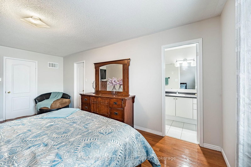 22 Tanasi Rd, Brampton — 17