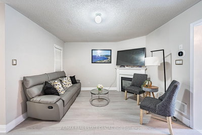 22 Tanasi Rd, Brampton — 2