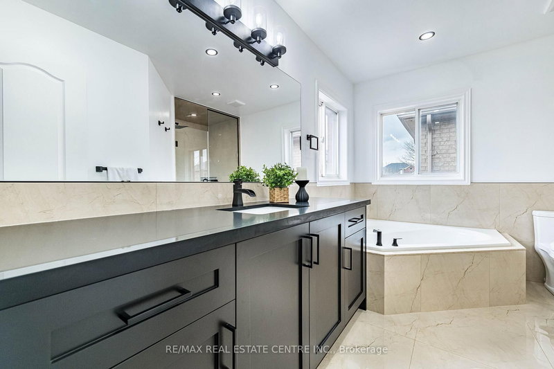 43 Briarcroft Rd, Brampton — 22