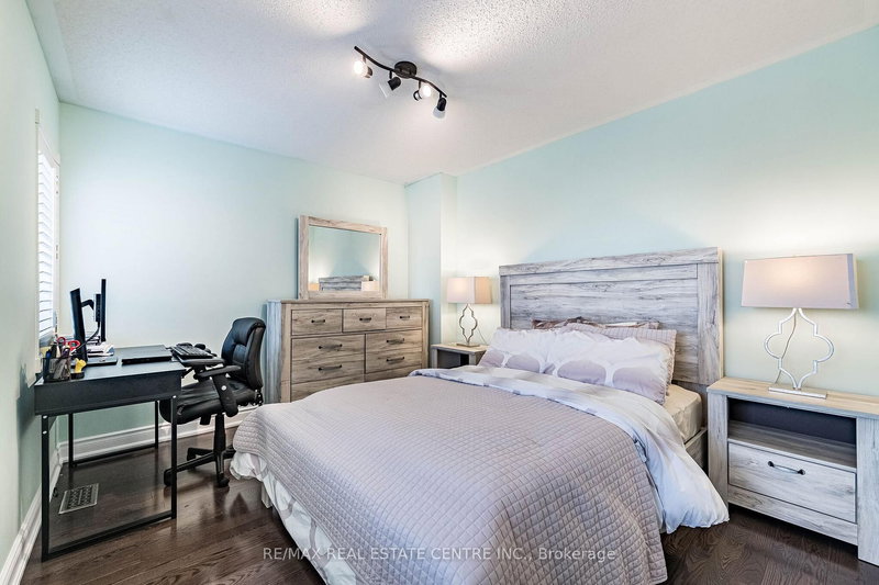 43 Briarcroft Rd, Brampton — 29