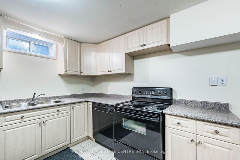 43 Briarcroft Rd, Brampton — 40