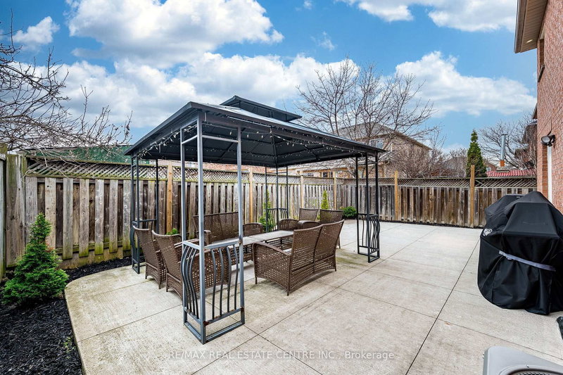 43 Briarcroft Rd, Brampton — 42