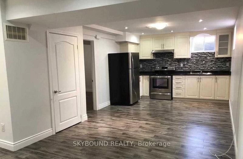 (Lower) - 981 Asleton Blvd, Milton, L9T 8K3 | Image 2