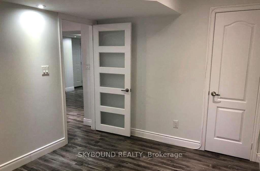 Detached House for lease at (Lower)-981 Asleton Boulevard, Milton, Ontario, L9T 8K3 - Willmott - MLS: W12969090