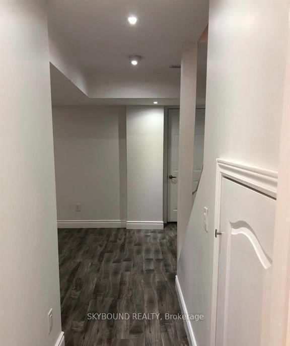 Detached House for lease at (Lower)-981 Asleton Boulevard, Milton, Ontario, L9T 8K3 - Willmott - MLS: W12969090