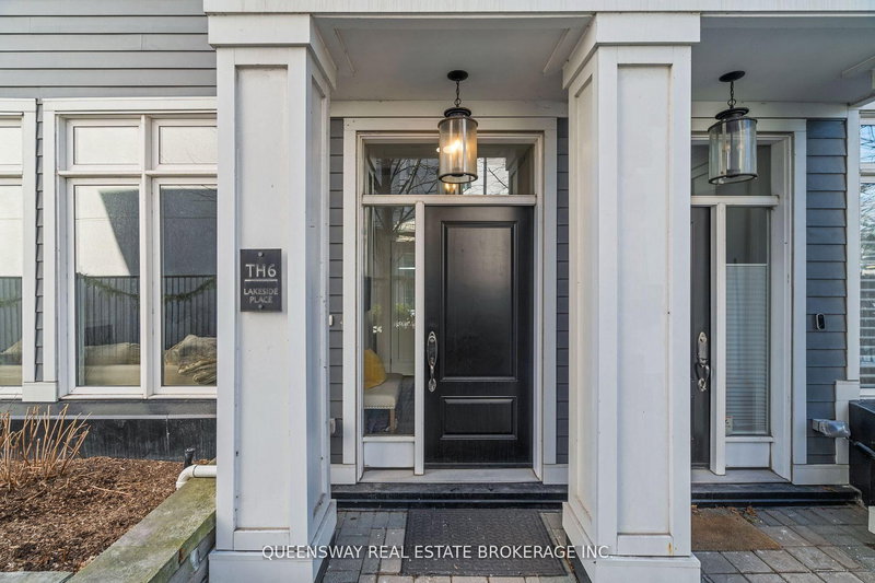 TH6 - 2067 Lake Shore Blvd, Toronto, M8V 4B8 | Image 2