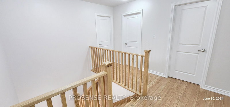 22 Ravenbury St, Brampton — 32