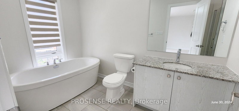 22 Ravenbury St, Brampton — 48