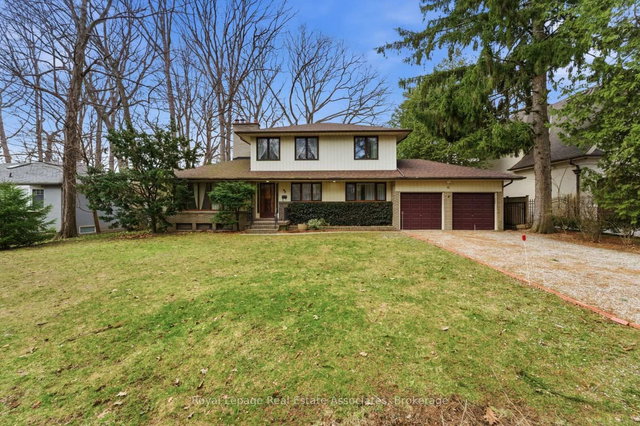 95 Oakes Drive