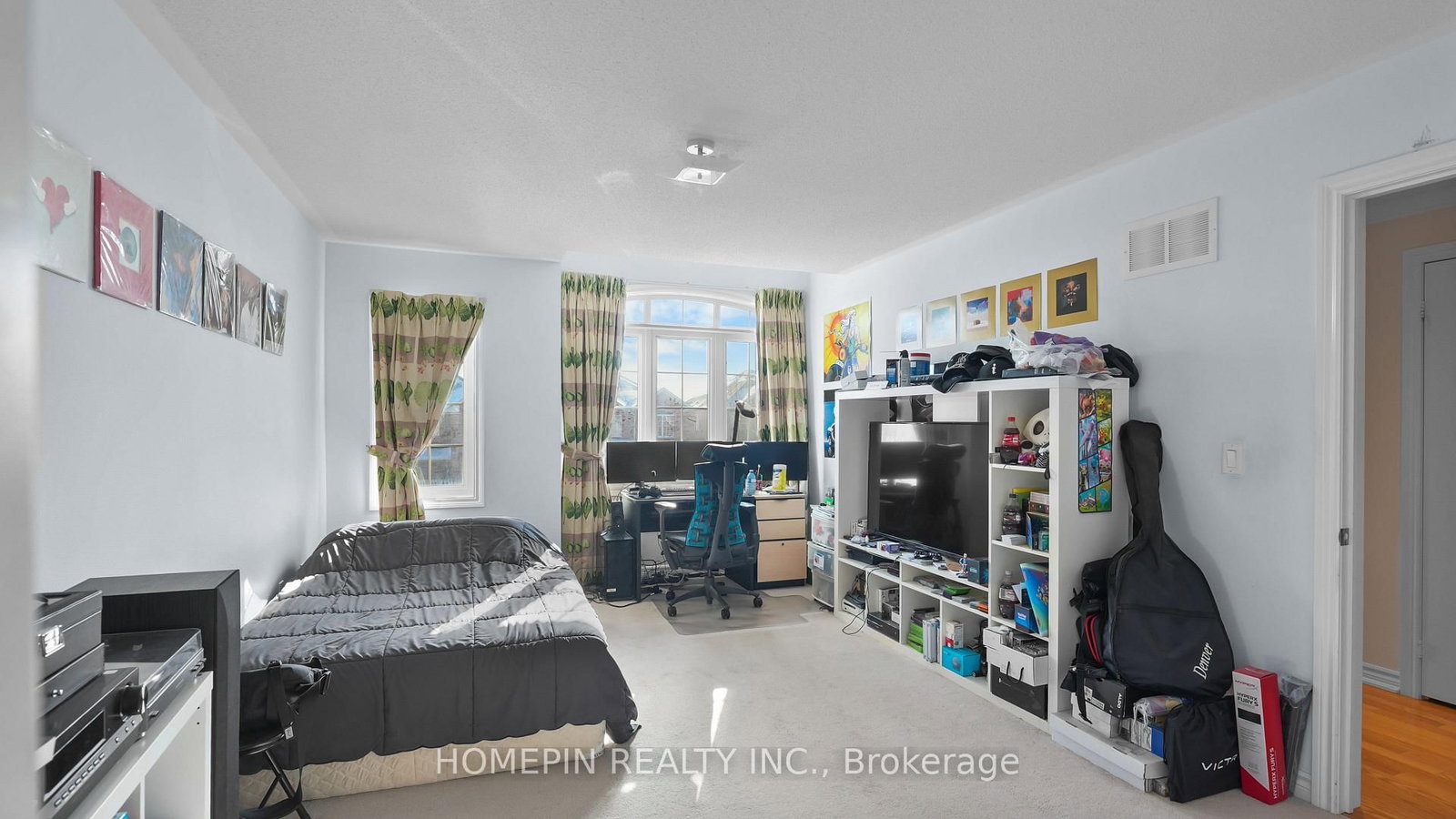 Detached House for sale at 74 Dewside Drive, Brampton, Ontario, L6R 0X5 - Sandringham-Wellington - MLS: W12969382